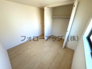 きれいな洋室です