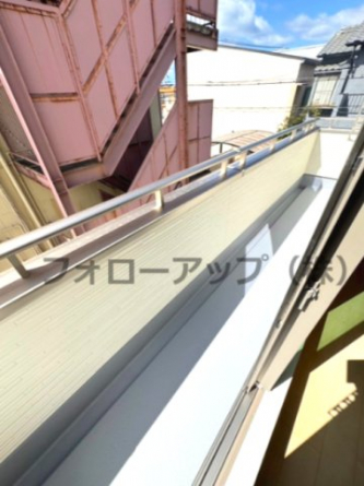 お洗濯にも便利なバルコニー付き