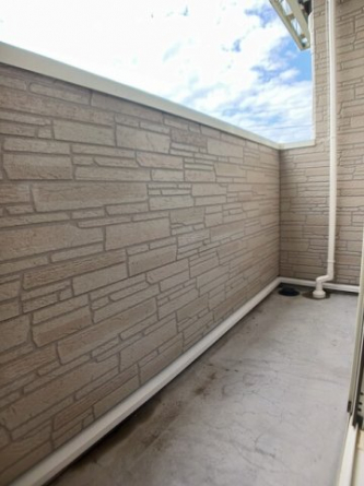 【バルコニー】