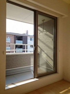 【バルコニー】