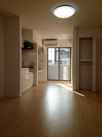 【居間・リビング】