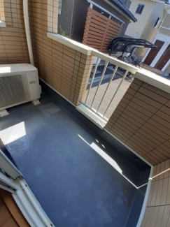 【バルコニー】