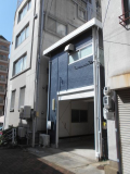 中央区楠町2階建て貸倉庫の画像