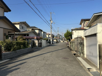 【前面道路含む現地写真】