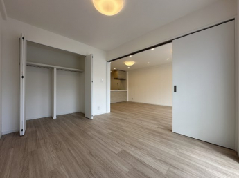 【居間・リビング】