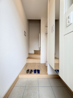 【玄関】