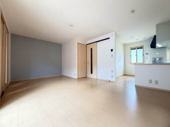 【居間・リビング】