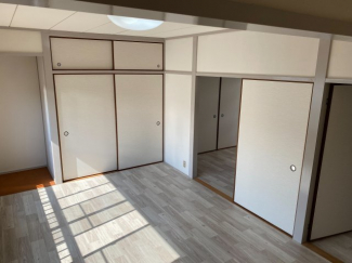 桜界地タウンハウスの画像