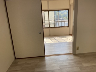 桜界地タウンハウスの画像