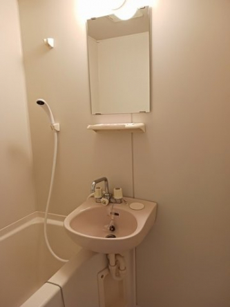 コンパクトで使いやすい洗面所