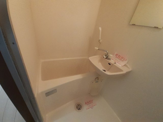 コンパクトで使いやすいお風呂です