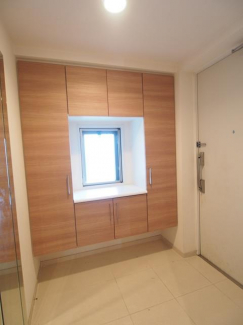 シンプルで使いやすい玄関です