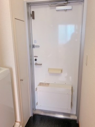 明るい玄関です