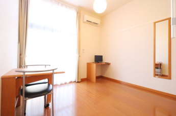 ゆったり過ごせるリビングです