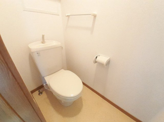 シンプルで使いやすいトイレです