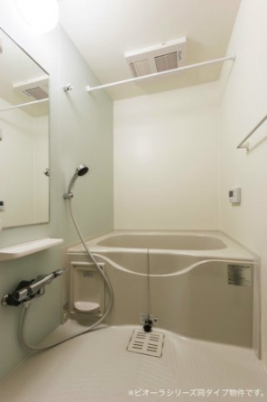 ゆったり過ごせるお風呂です