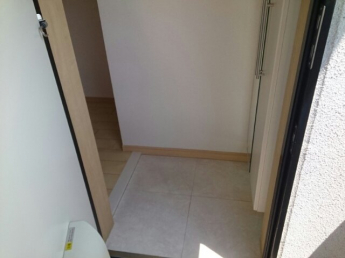 ゆったりとした玄関です