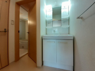 脱衣スペースもあります