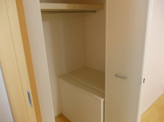 たっぷりとした収納スペースです