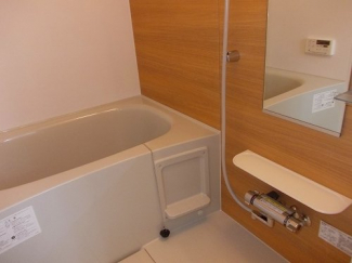 日々の疲れを癒すお風呂付です