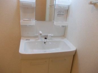 コンパクトで使いやすい洗面所