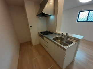 コンパクトなキッチンで掃除もラクラク