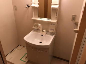 洗髪洗面化粧台