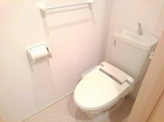 シンプルで使いやすいトイレです