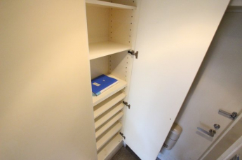 たっぷりとした収納スペースです