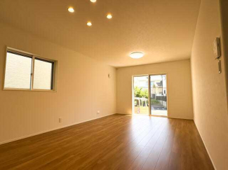 加古郡播磨町上野添１丁目の新築一戸建ての画像