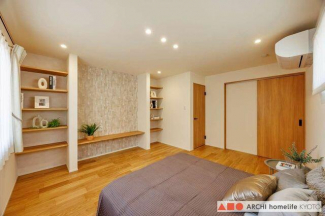 １１．０帖の寝室。ゆったりリラックスできる空間です。