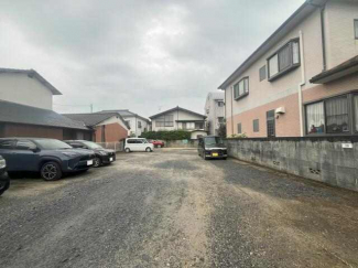 松山市持田町４丁目の駐車場の画像