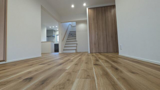 富久町のモダンなお家の画像