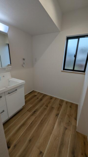 富久町のモダンなお家の画像