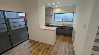 富久町のモダンなお家の画像