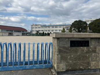 今治市立大西小学校まで1200m