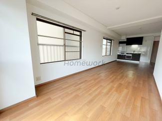 【居間・リビング】