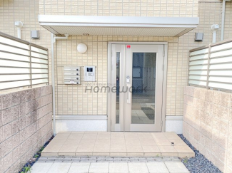 【エントランス】