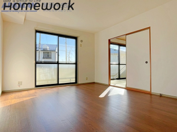 【居間・リビング】