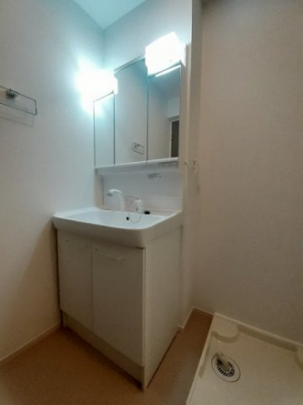 【洗面所】
