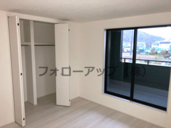 広々とした洋室です