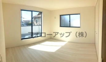 ゆったりした洋室です