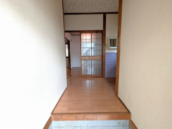 【玄関】