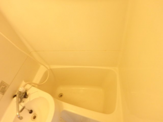 ゆったり過ごせるお風呂です