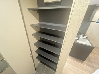 ちょっとした収納スペースも充実しています