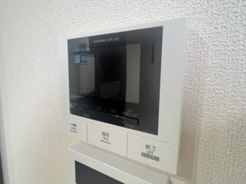 モニター付きインターホンです