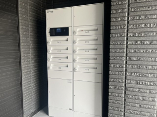宅配ボックス付きポストです