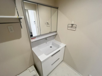 コンパクトで使いやすい洗面所