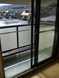 【バルコニー】