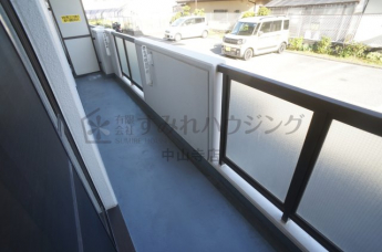 【バルコニー】